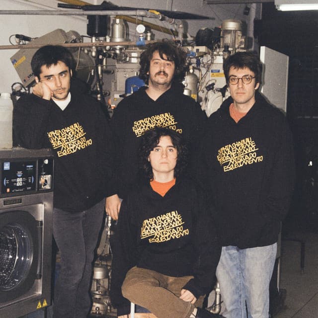 Sophia Chablau e Uma Enorme Perda de Tempo